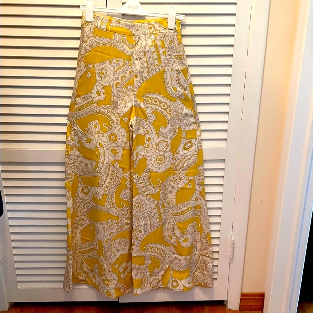 New Zara Woman Yellow and White Paisley Wide Pants S